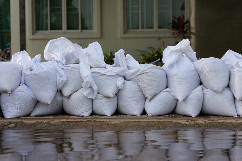 Scientists Discover a $10 Flood Protection Trick That Works Better Than Sandbags